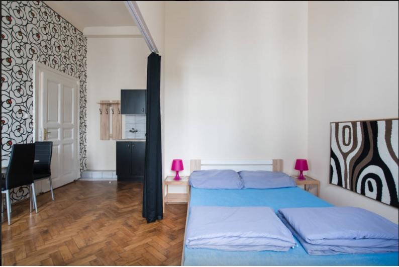 Sparrowl Apartments Boedapest Kamer foto
