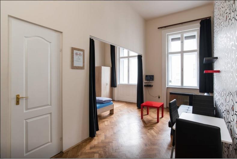 Sparrowl Apartments Boedapest Kamer foto